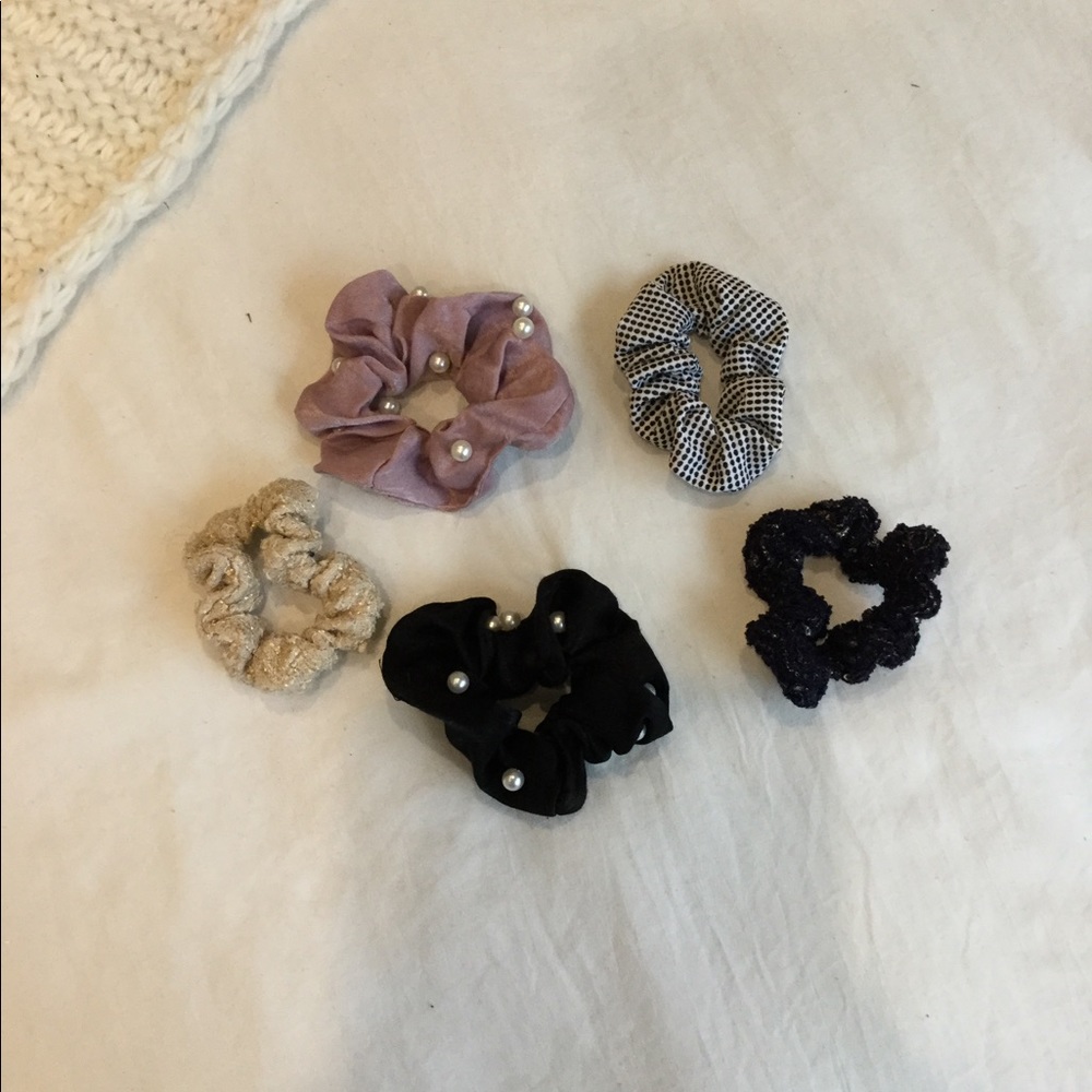 ✨Schrunchie bundle✨ - Picture 2 of 2